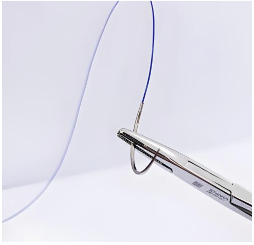 Non-absorbable polypropylene suture